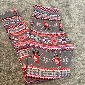 No Boundaries Festive Gray and Red Leggings